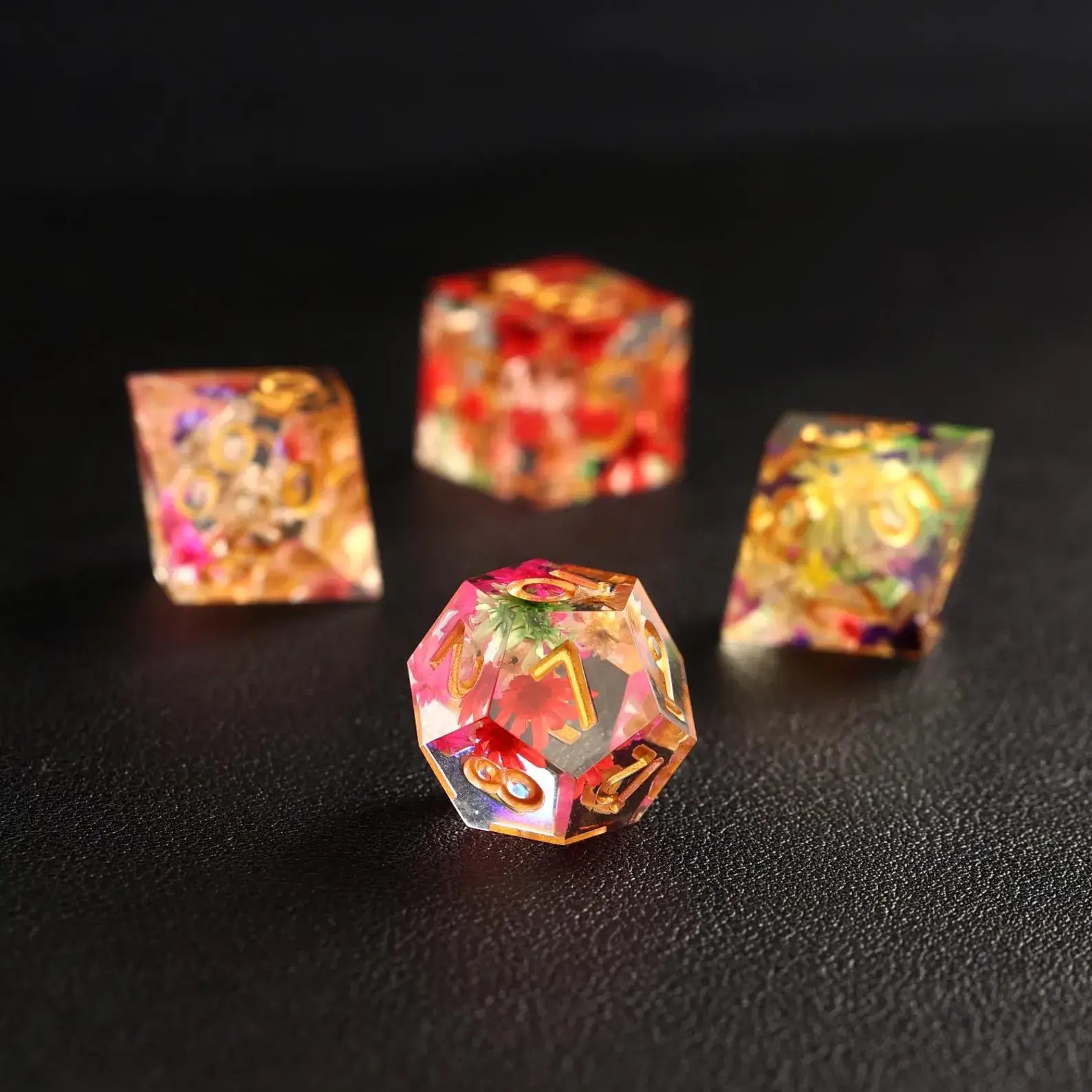 D12 die from the Transparent Floral DND Resin Dice Set, displaying lifelike flowers suspended within transparent resin for a unique, nature-inspired aesthetic.