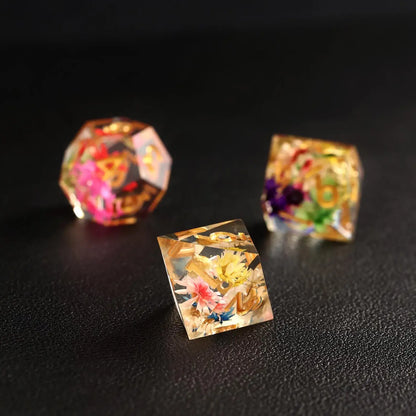 D8 die from the Transparent Floral DND Resin Dice Set, beautifully crafted with realistic flower designs suspended within crystal-clear resin.