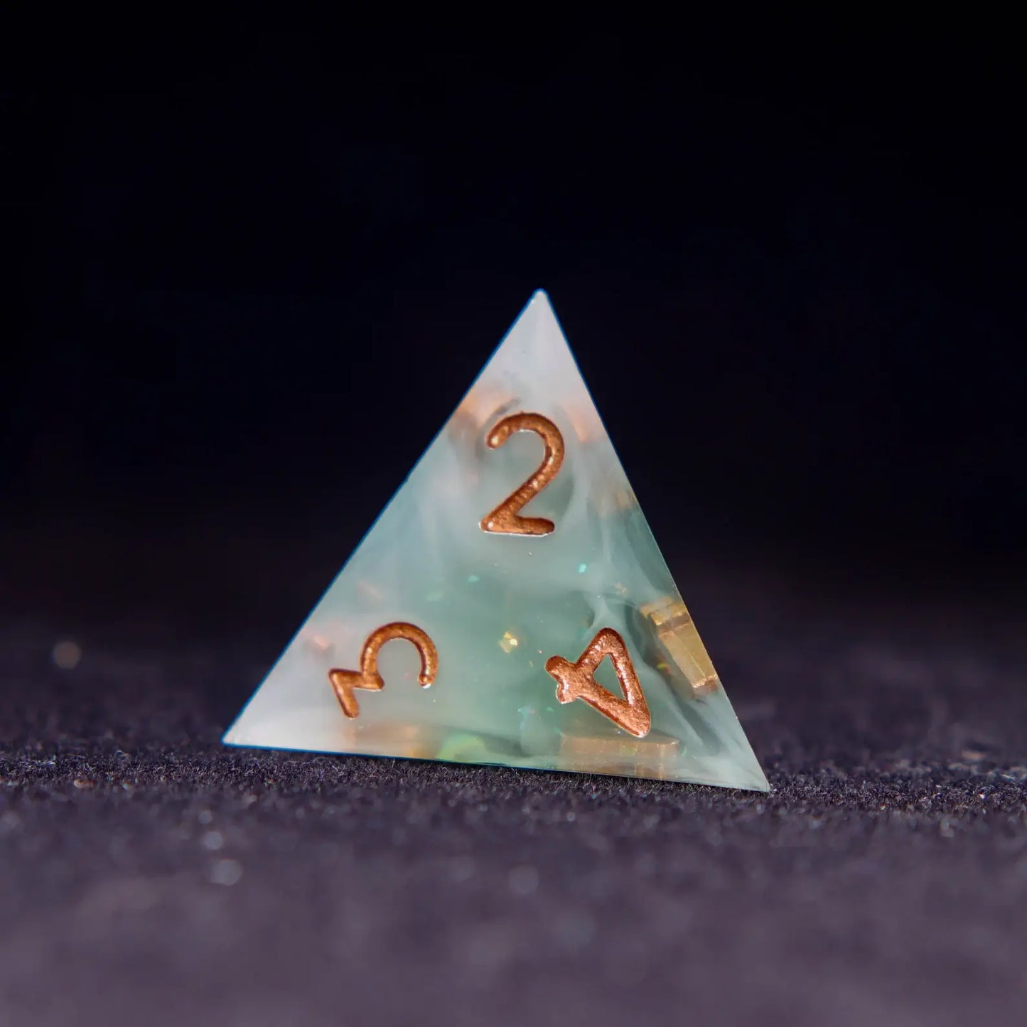 URDICE green jade style resin D4 dice with sharp edges, aesthetic RPG dice for DND gamers