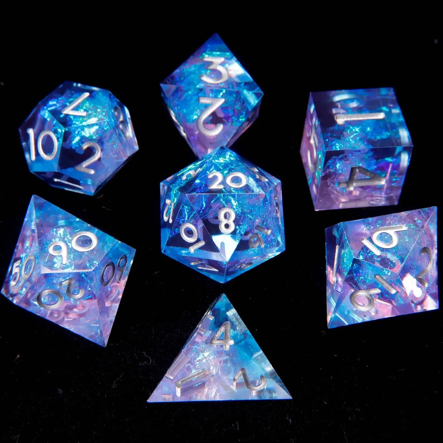 Close-up of light purple to deep blue gradient on premium URdice Resin DND Dice