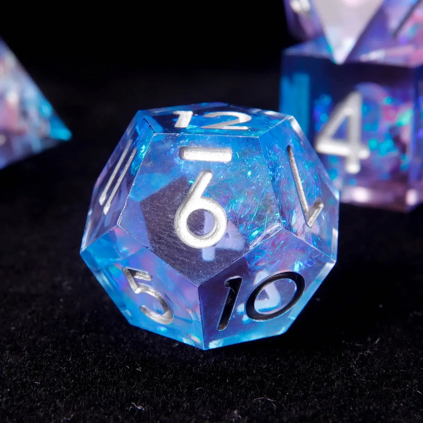 Close-up of light purple to deep blue gradient on premium URdice Resin DND Dice